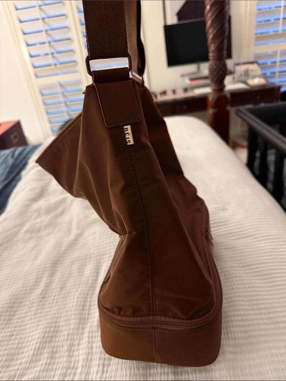 BEIS Brown Travel Crossbody Bag - Picture 2 of 4